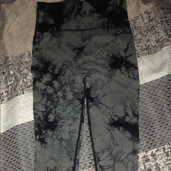 Cakebody fitness seamless leggings - Picture 2 of 3